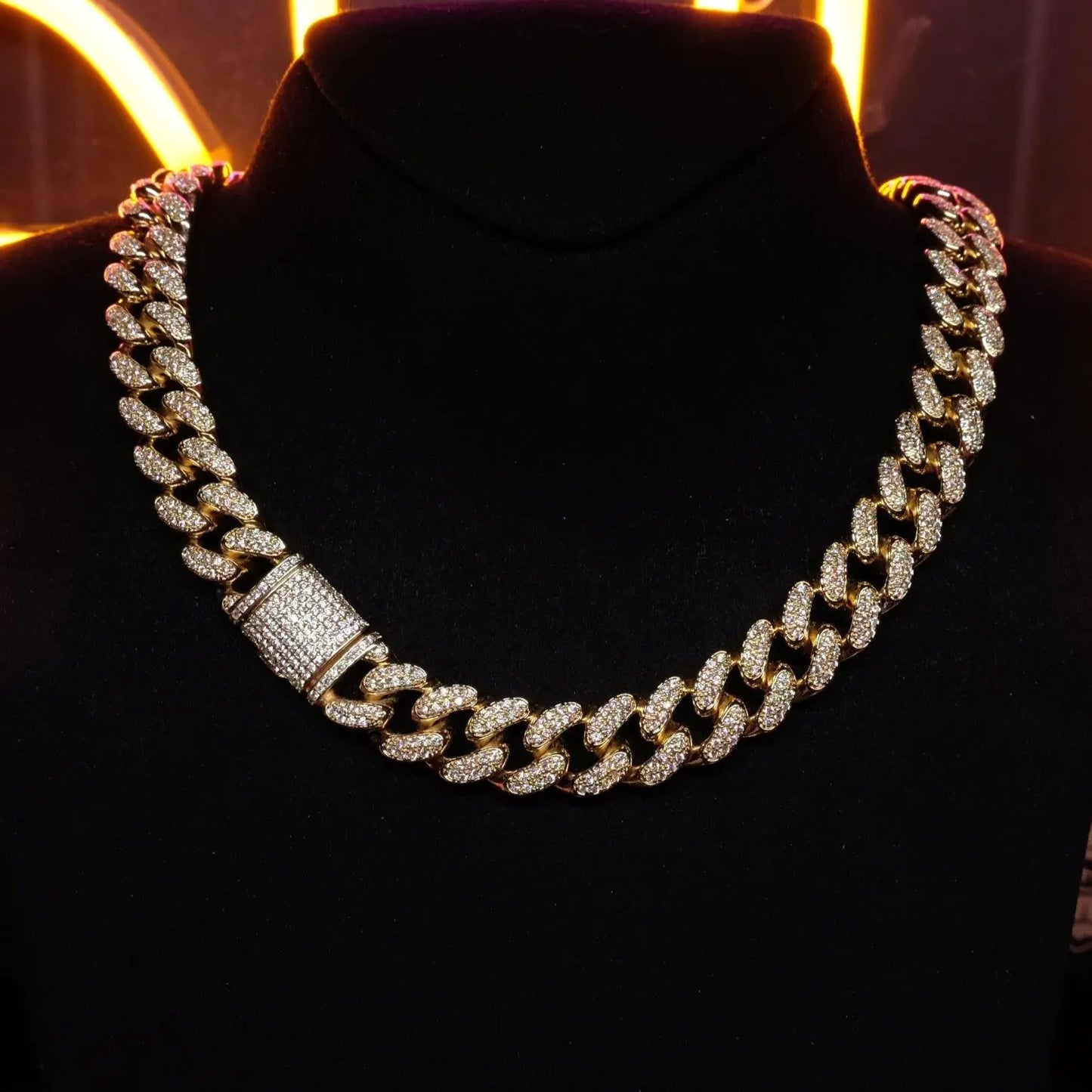 New Flip buckle Iced Cuban Link Chain Gold-Plated