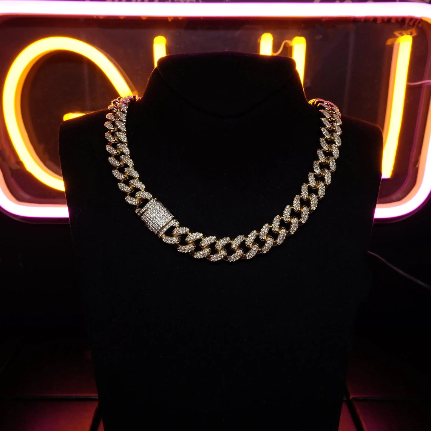 New Flip buckle Iced Cuban Link Chain Gold-Plated