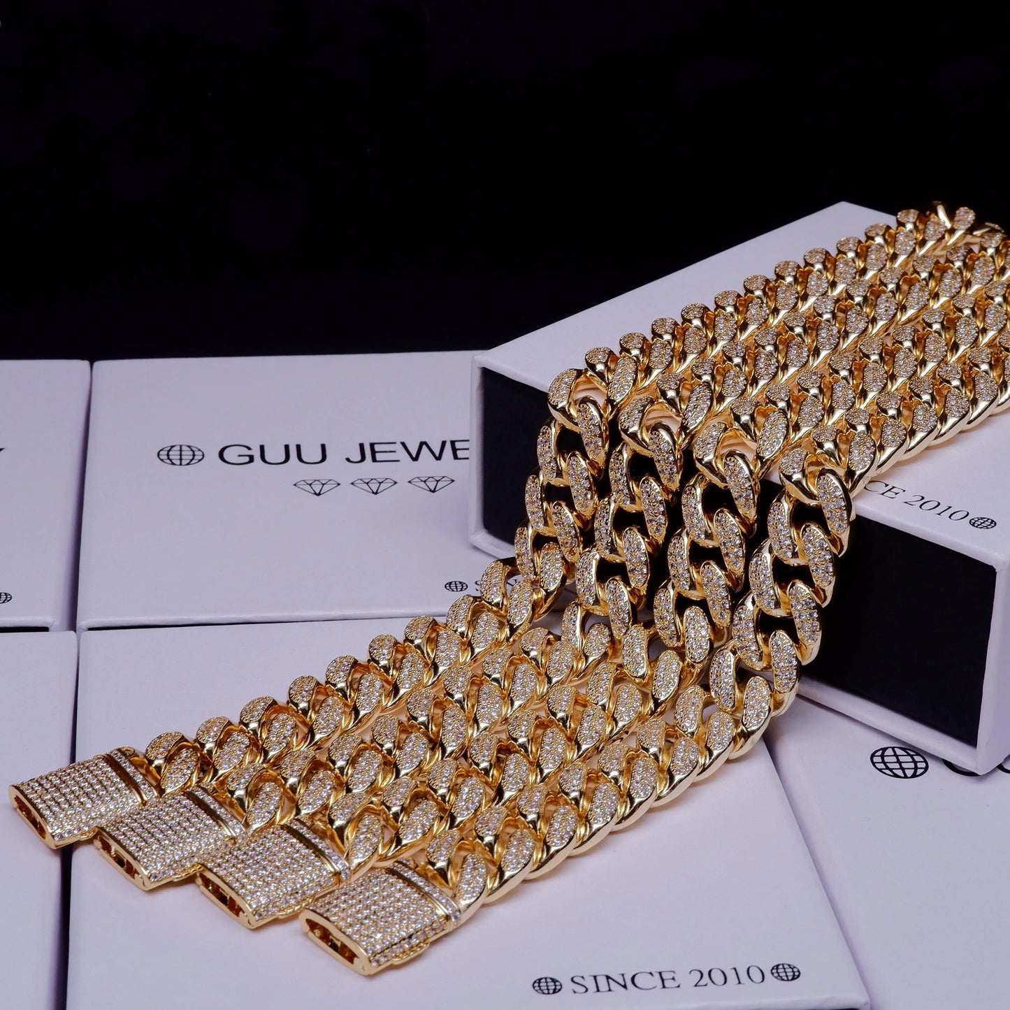 New Flip buckle Iced Cuban Link Chain Gold-Plated