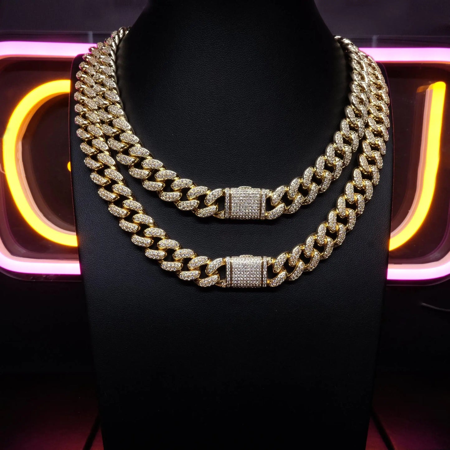 New Flip buckle Iced Cuban Link Chain Gold-Plated